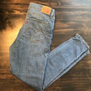 721 Levi’s High Rise Skinny Jeans